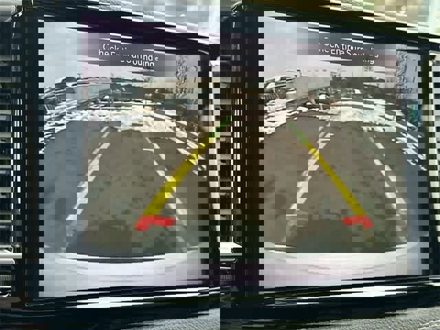 Used 2021 Chrysler Pacifica Limited w/ S Appearance Package image 15