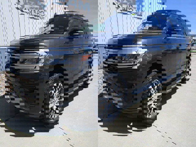 Used 2022 Ford Expedition XLT image 1