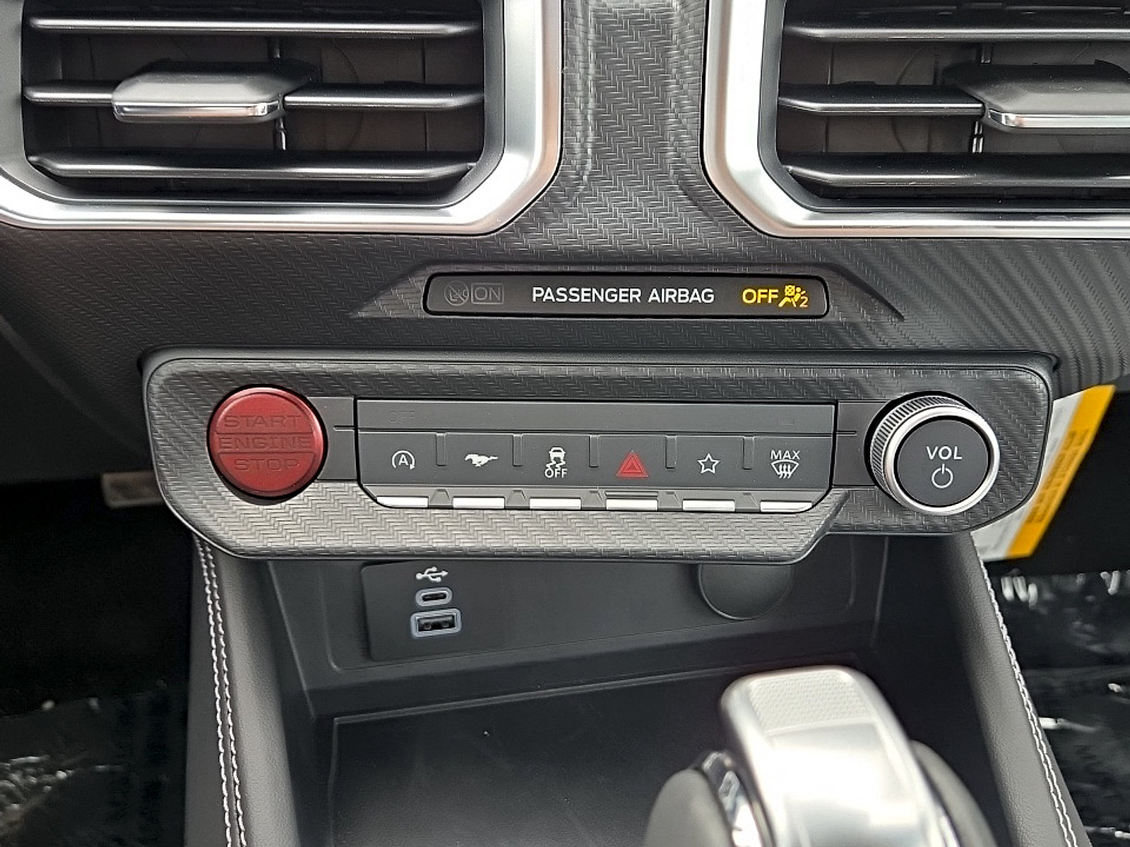 Used 2026 Ford Mustang Premium RWD image 19