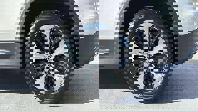 Certified 2025 Mercedes-Benz GLB 250 4MATIC image 82