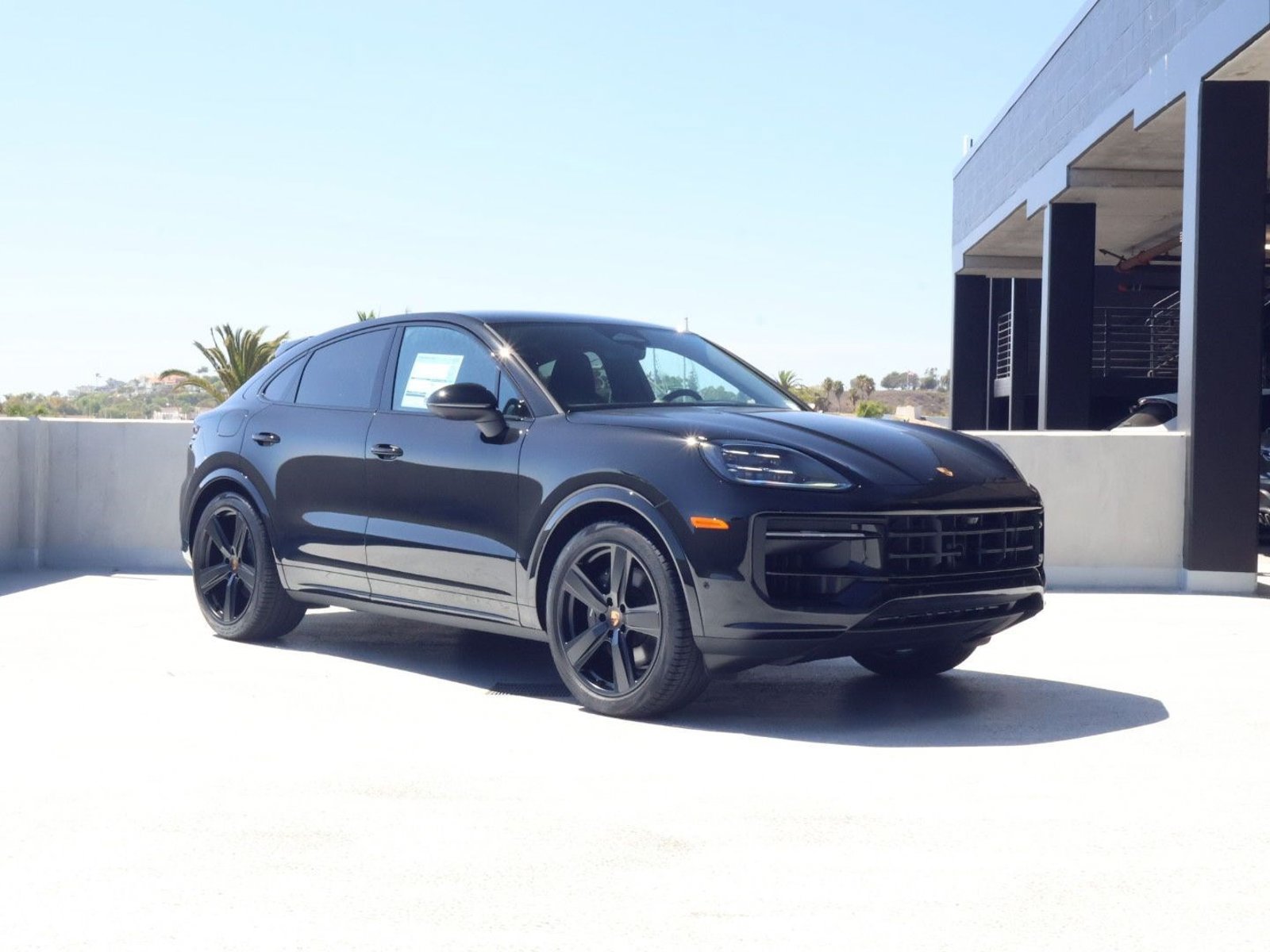 New 2026 Porsche Cayenne Coupe AWD/4WD image 7