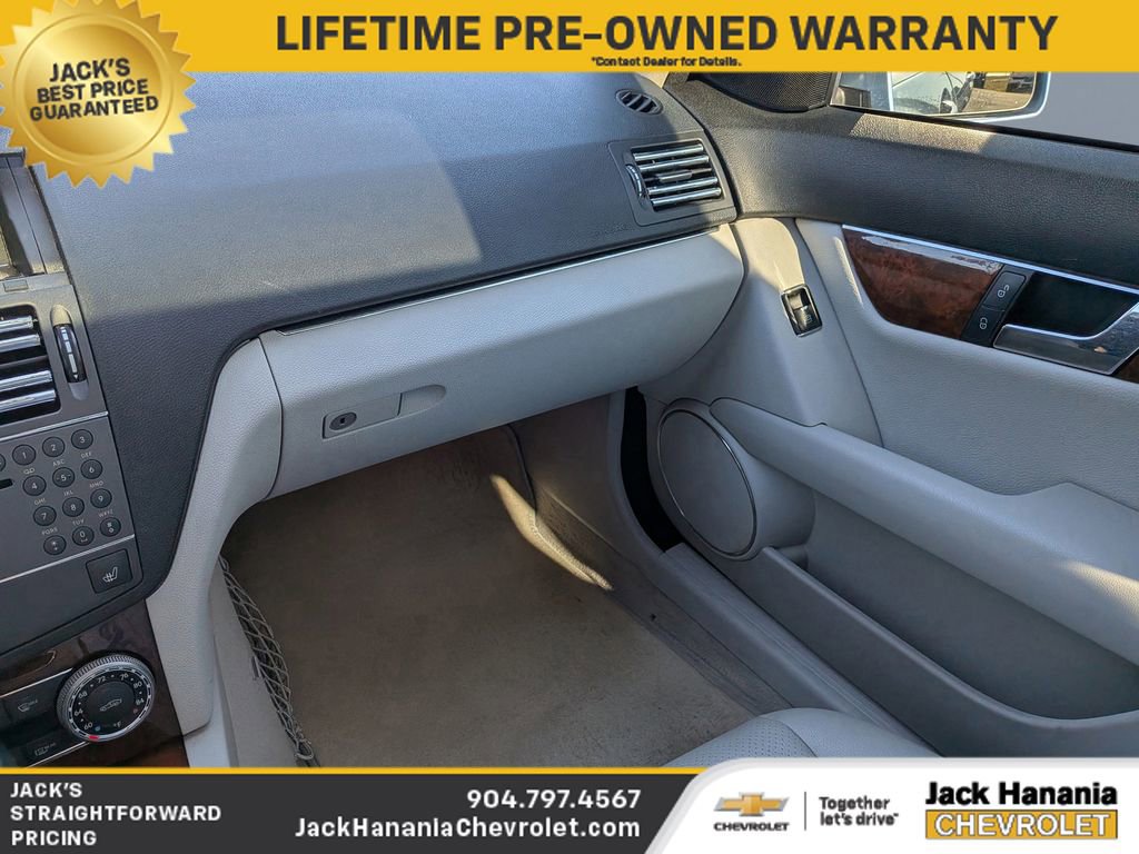 Used 2010 Mercedes-Benz C 300 Sedan image 16