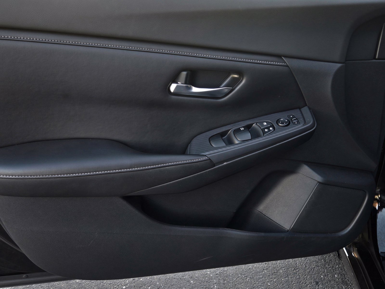 Used 2020 Nissan Sentra SV w/ Electronics Package FWD image 9