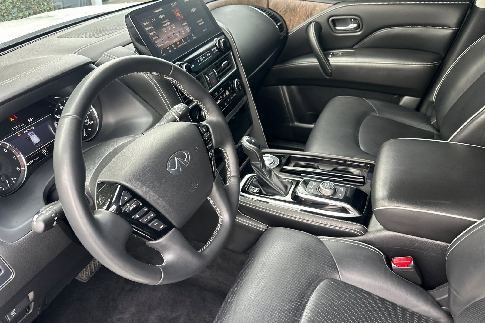 Used 2022 INFINITI QX80 Premium Select w/ Cargo Package image 10