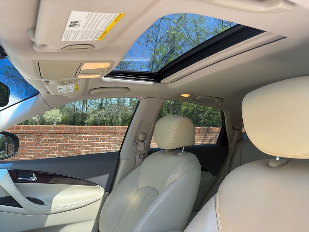 Used 2015 INFINITI QX50 Journey w/ Premium Package image 20