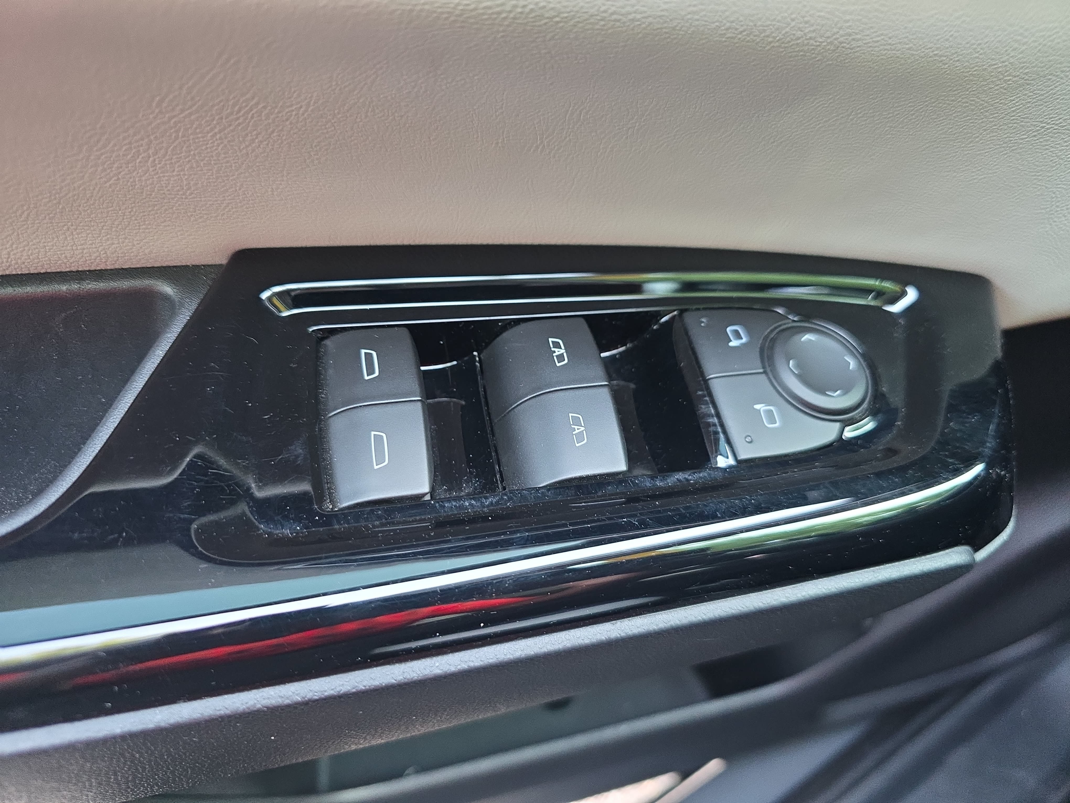 Used 2025 Honda Prologue Touring image 25