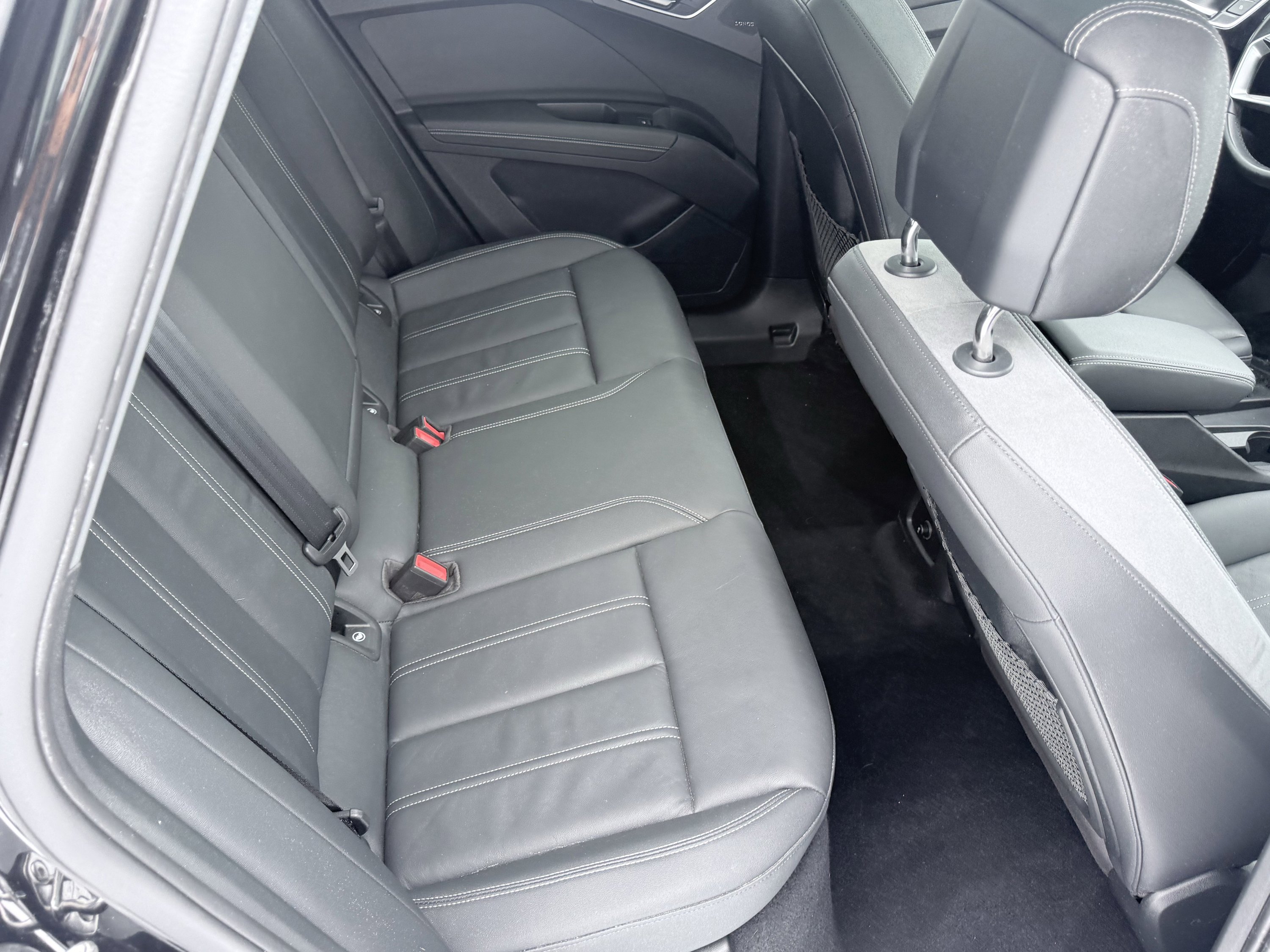 Used 2023 Audi Q4 e-tron Premium Plus w/ Premium Plus image 50