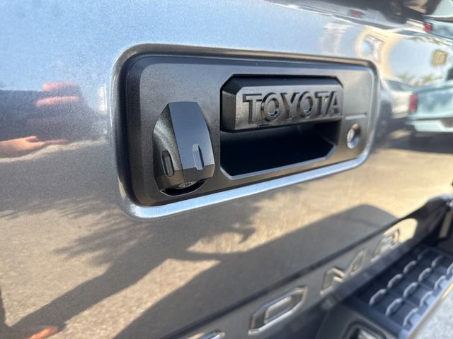 Used 2023 Toyota Tacoma TRD Sport w/ TRD Premium Sport Package AWD/4WD image 32