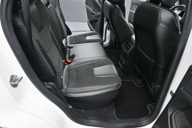 Used 2023 Ford Edge ST w/ Equipment Group 401A AWD/4WD image 16