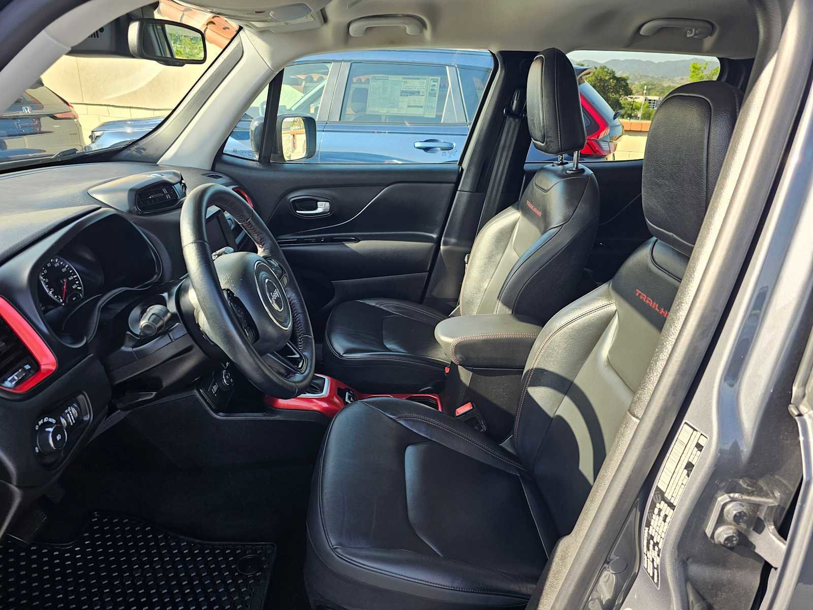 Used 2022 Jeep Renegade Trailhawk AWD/4WD image 20