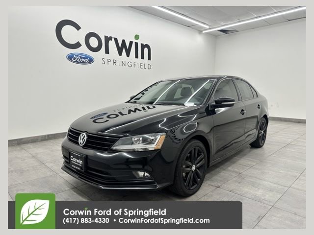 Used 2018 Volkswagen Jetta Sport image 1