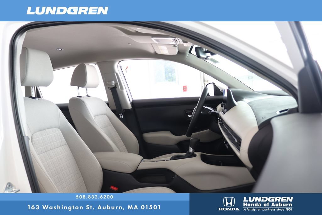 Used 2025 Honda HR-V LX image 16