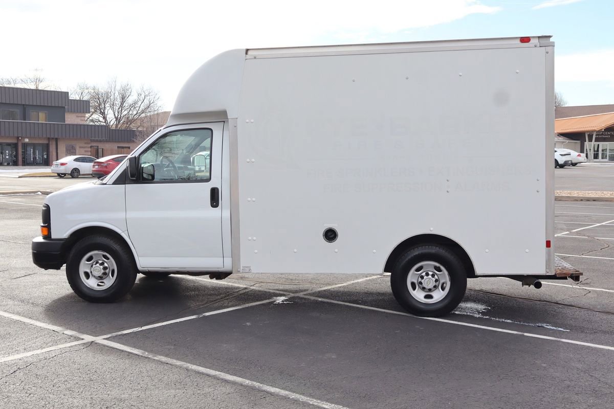 Used 2011 Chevrolet Express 3500 image 9