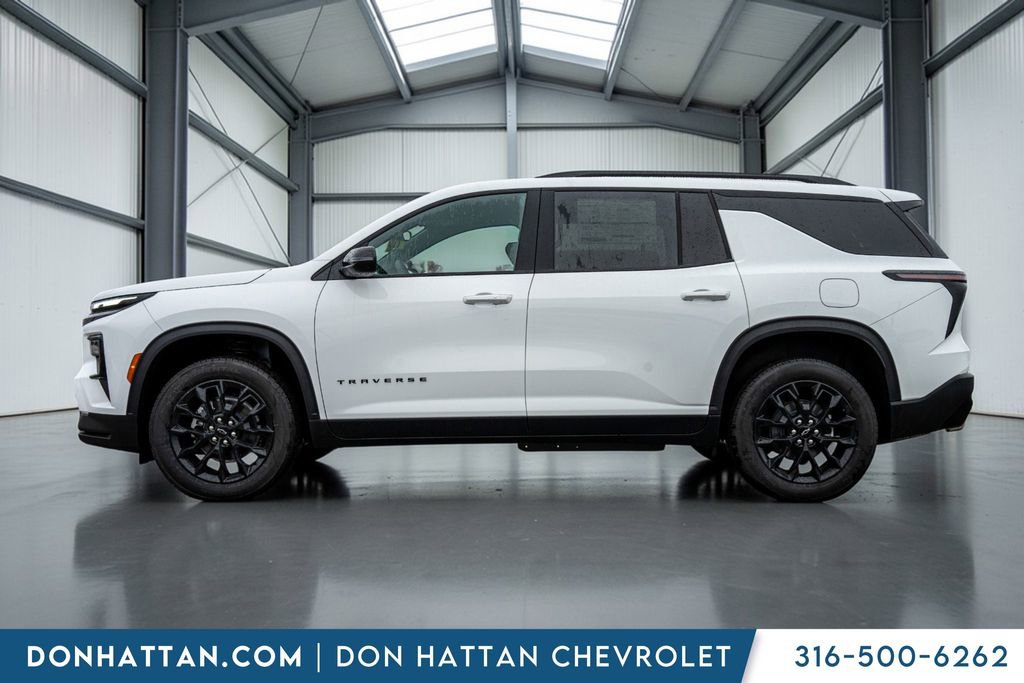 New 2026 Chevrolet Traverse LT w/ Midnight/Sport Edition image 2