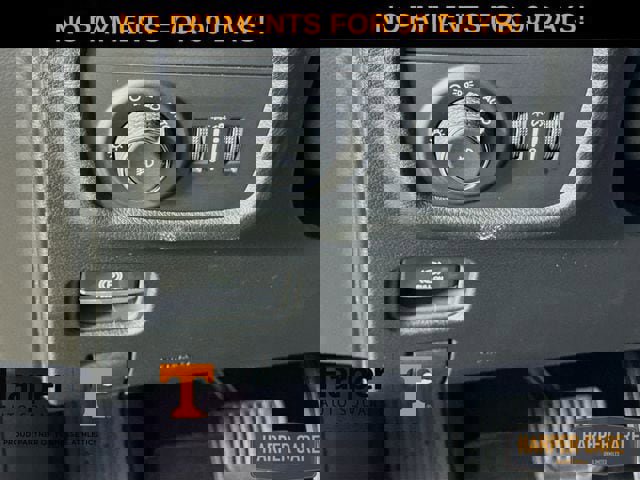 New 2025 Jeep Grand Cherokee L Limited w/ Luxury Tech Group II image 13