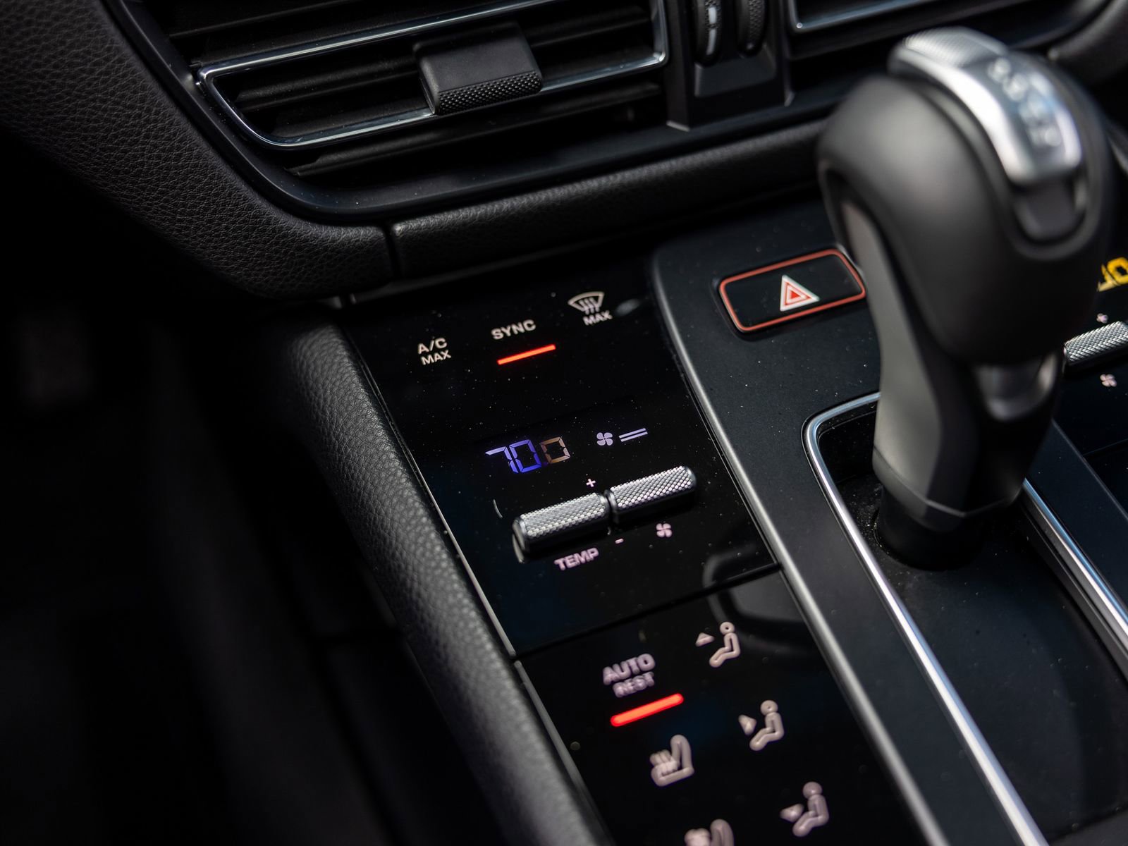 Certified 2024 Porsche Macan S image 57