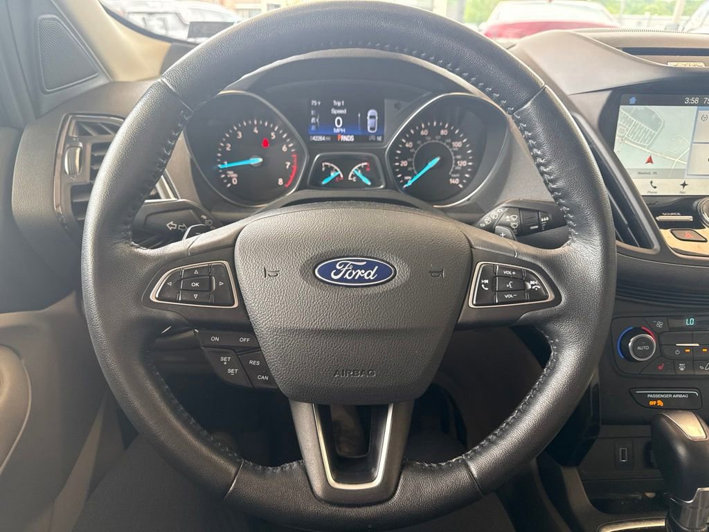 Used 2017 Ford Escape Titanium AWD/4WD image 17