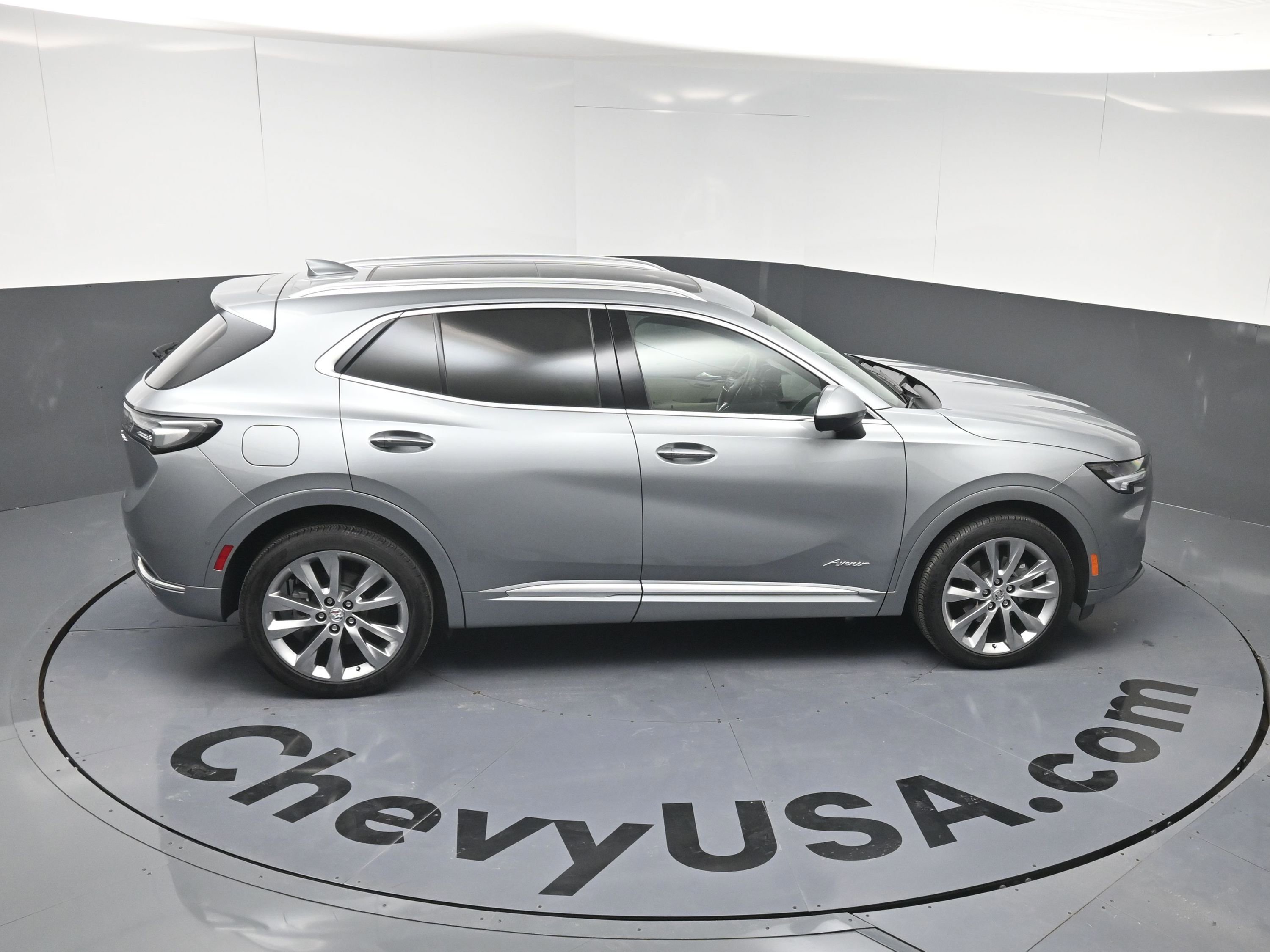 Used 2023 Buick Envision Avenir image 33