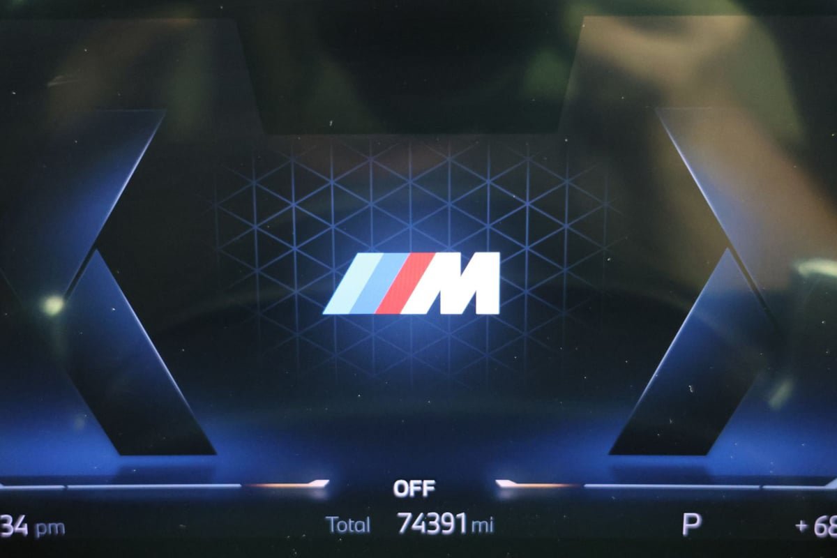 Used 2023 BMW M240i Coupe w/ Premium Package RWD image 11