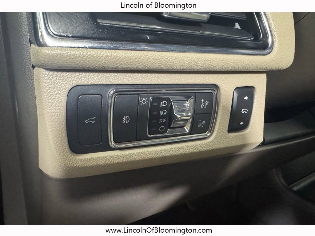 Certified 2022 Lincoln Navigator L Reserve AWD/4WD image 36