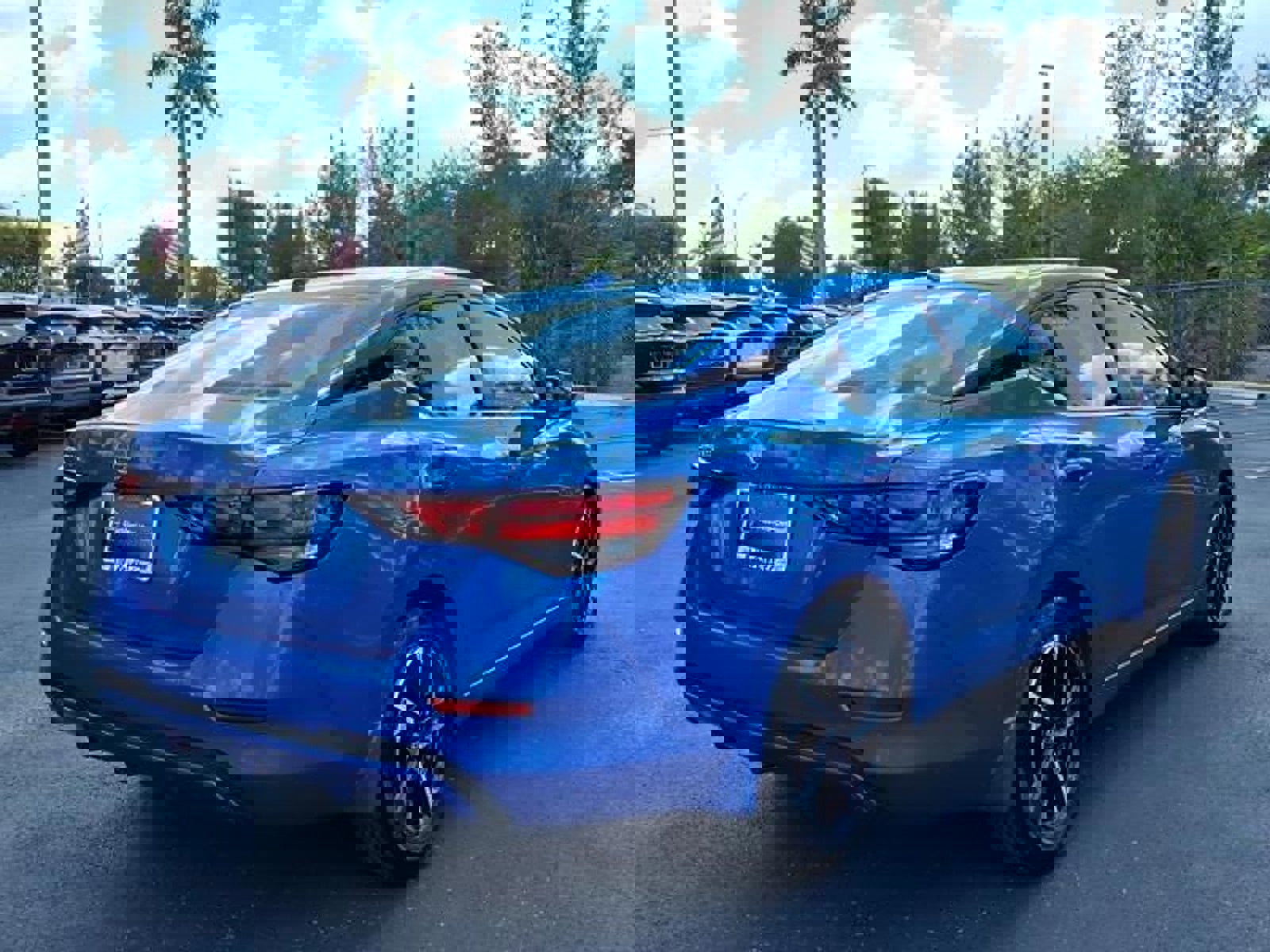 Used 2025 Nissan Sentra SV image 14