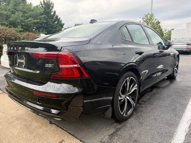 Used 2023 Volvo S60 B5 Plus w/ Climate Package AWD/4WD image 4