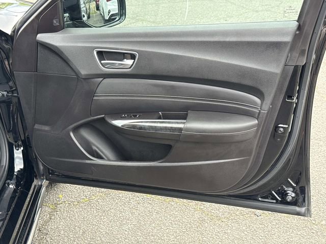 Used 2018 Acura TLX V6 w/ Technology Package FWD image 8