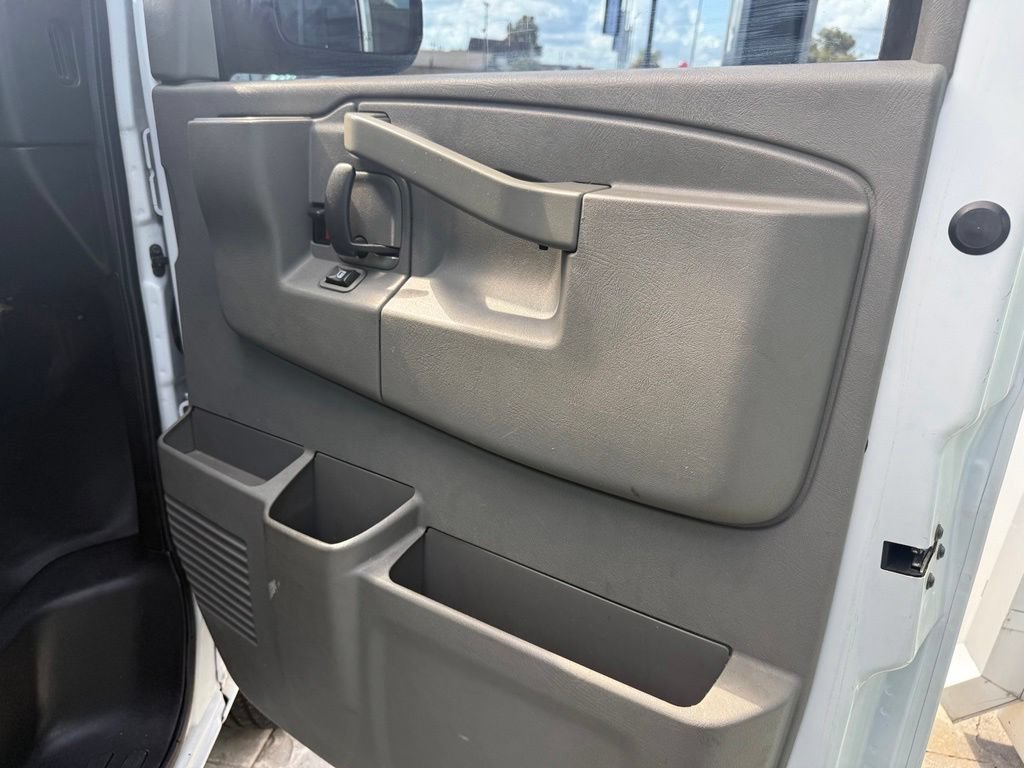 Used 2021 Chevrolet Express 2500 w/ Driver Convenience Package RWD image 14