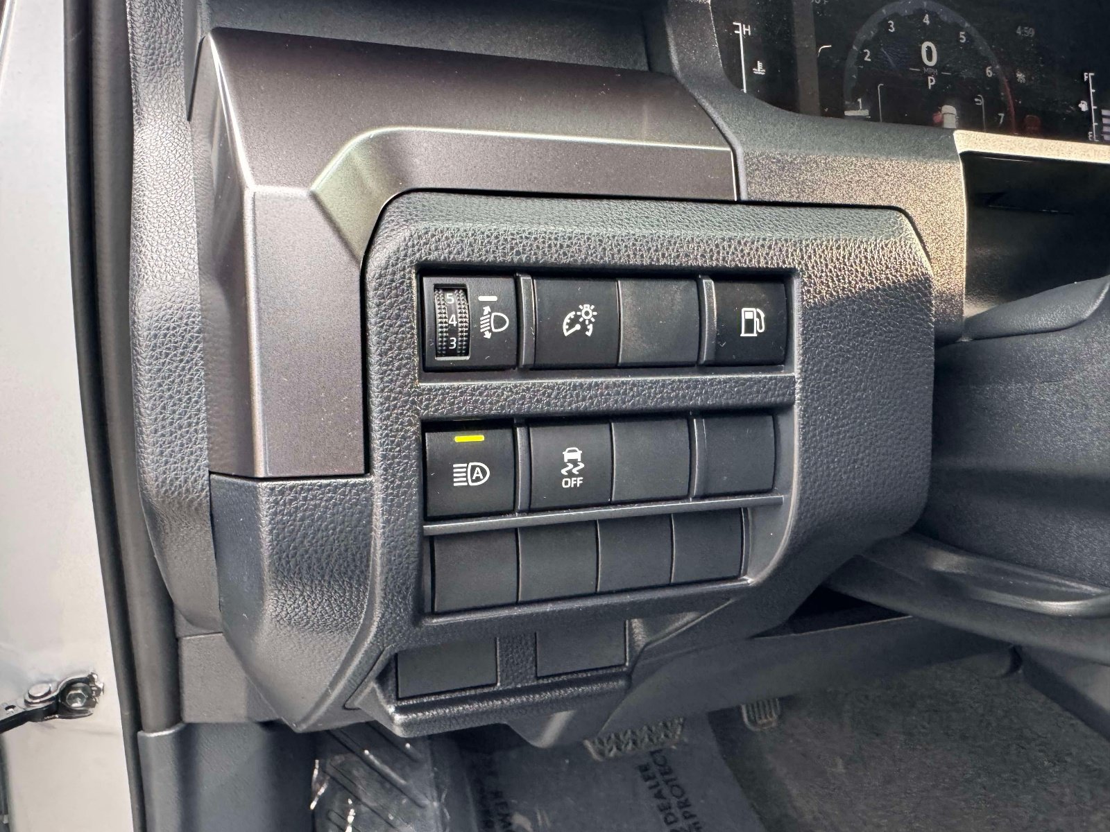 Certified 2025 Toyota 4Runner SR5 RWD image 28