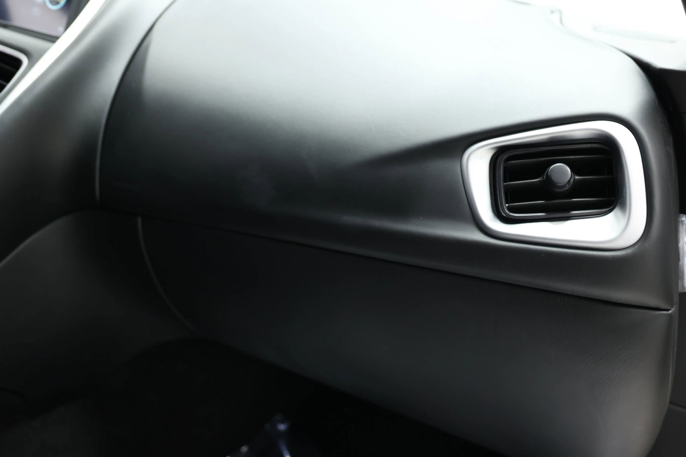 Used 2018 Aston Martin DB11 Coupe image 72