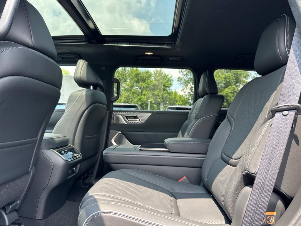 New 2027 INFINITI QX80 Autograph AWD/4WD image 35
