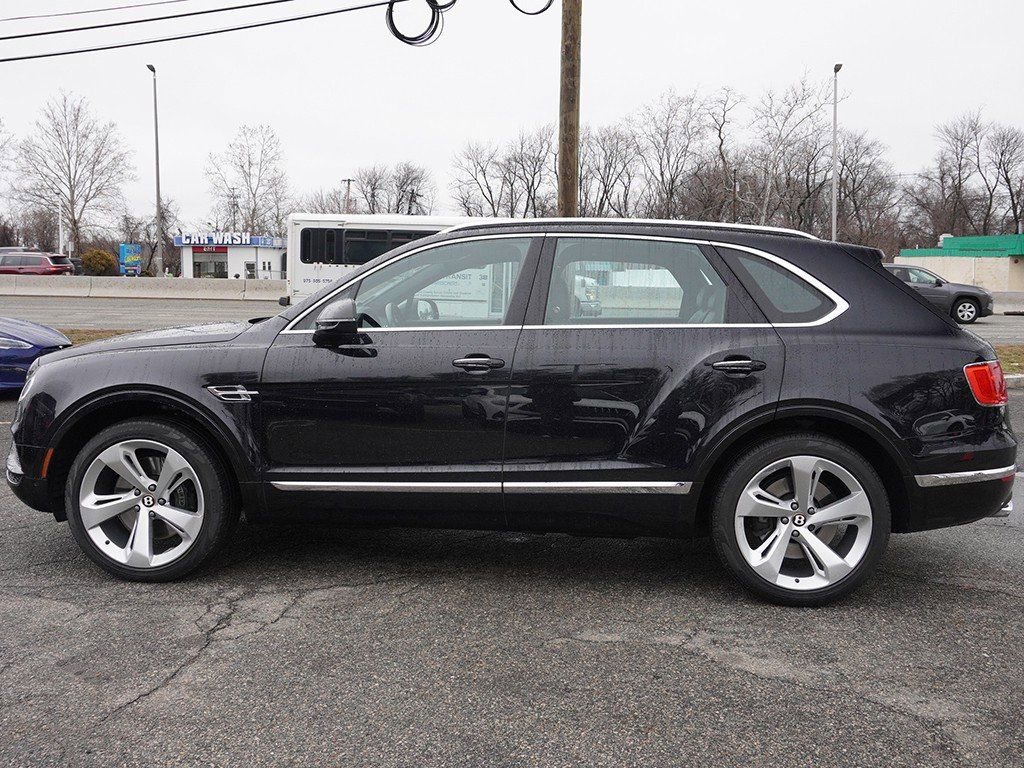 Used 2019 Bentley Bentayga image 17