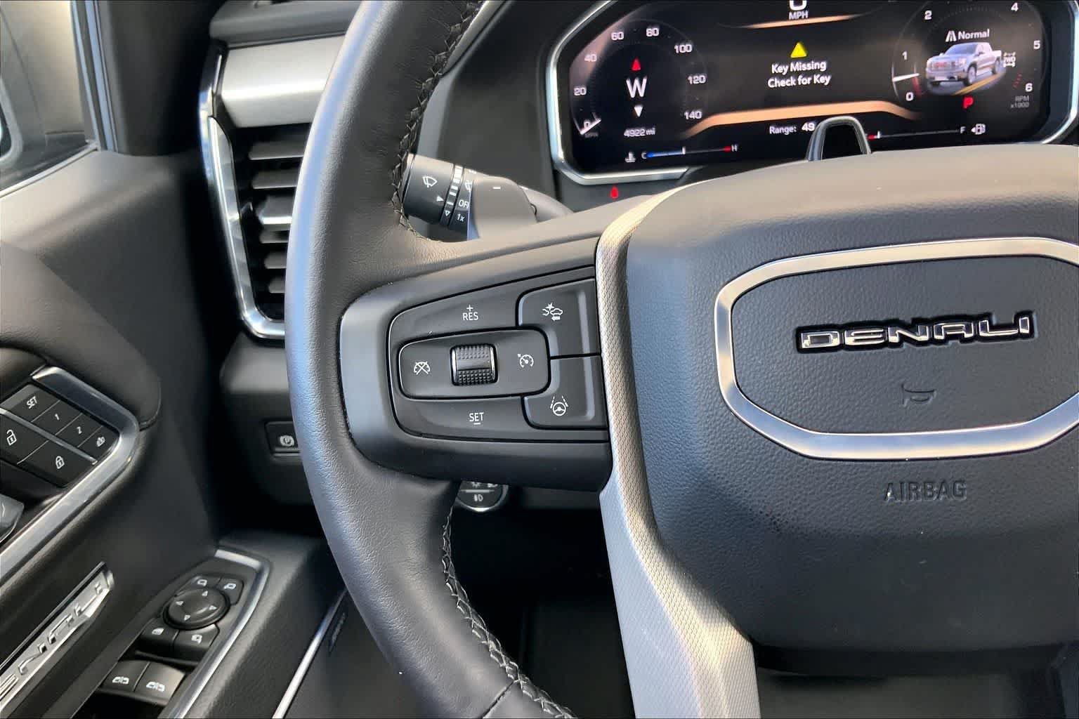 Used 2026 GMC Sierra 1500 Denali w/ Technology Package AWD/4WD image 24