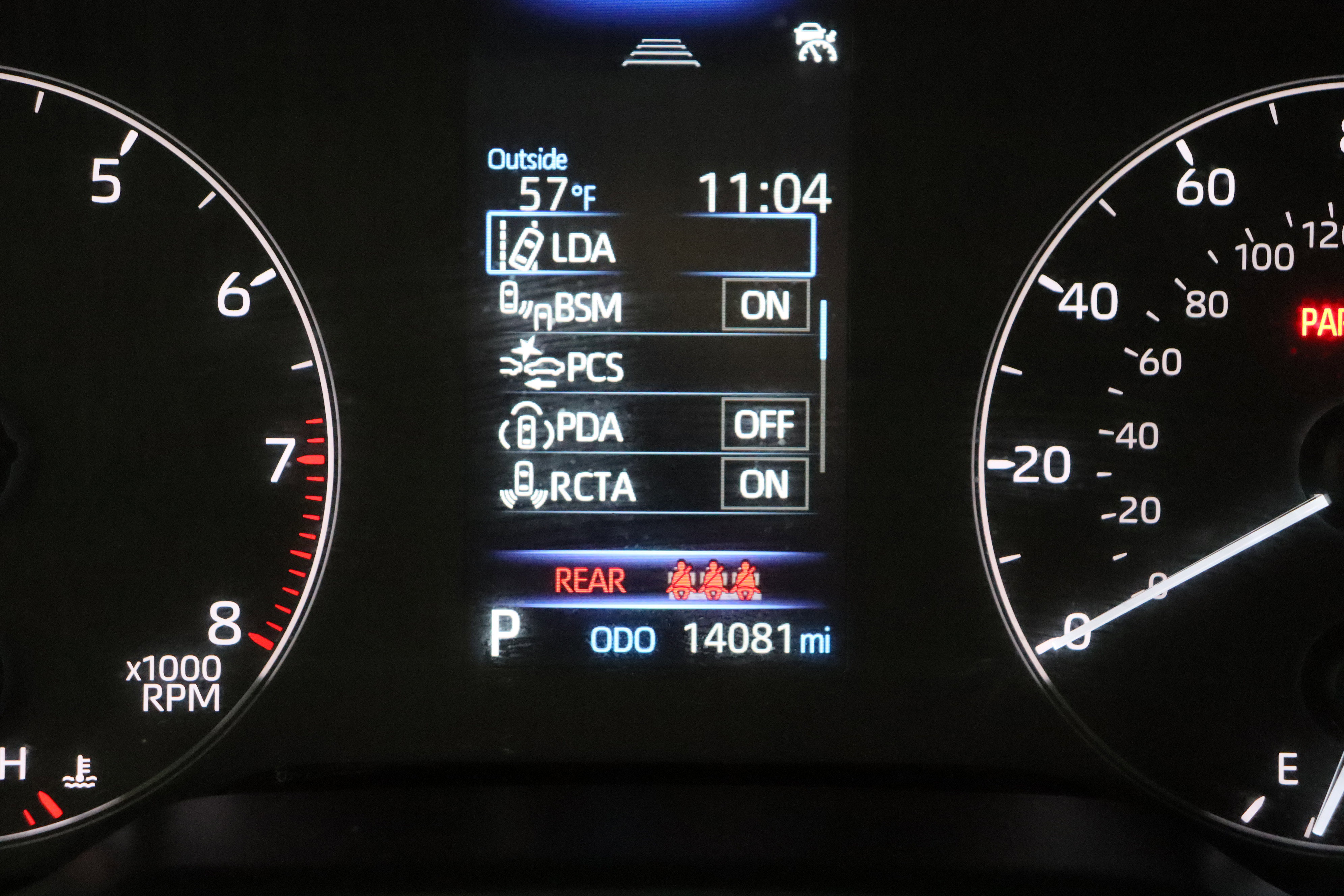 Certified 2025 Toyota Corolla Cross LE image 39