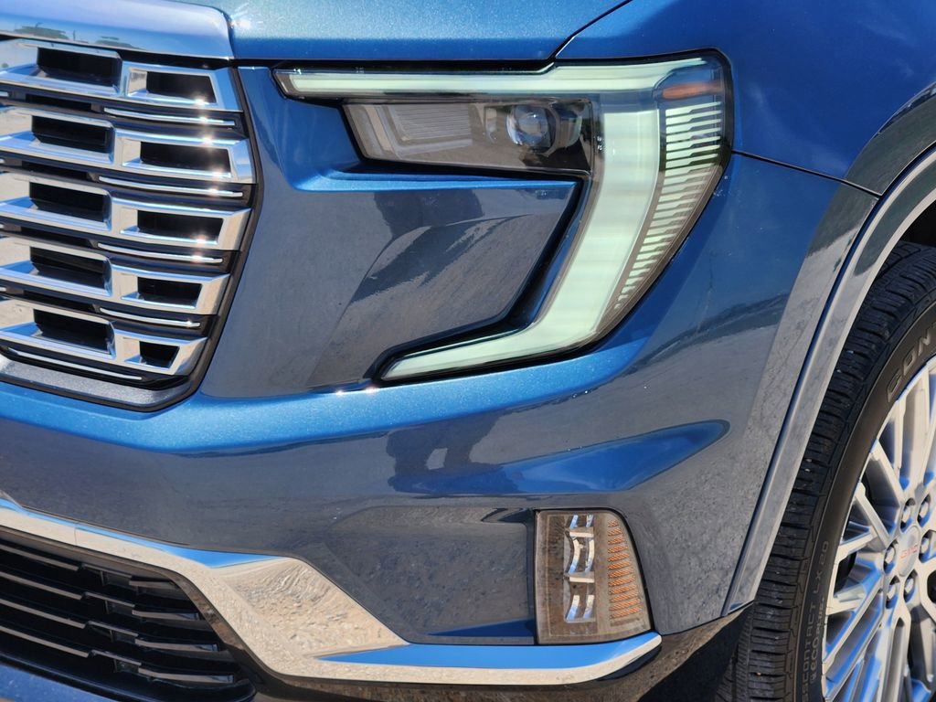 Used 2024 GMC Acadia Denali FWD image 9