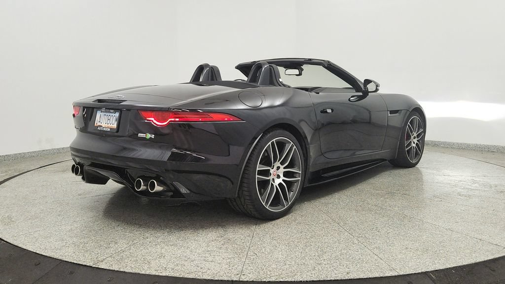 Used 2017 Jaguar F-TYPE R AWD/4WD image 5