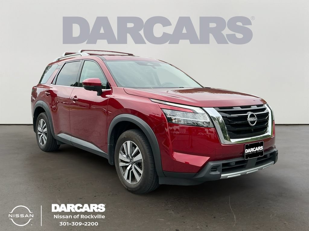Used 2024 Nissan Pathfinder SL