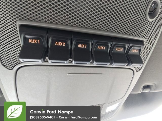 Used 2020 Ford F350 XLT w/ XLT Premium Package AWD/4WD image 16