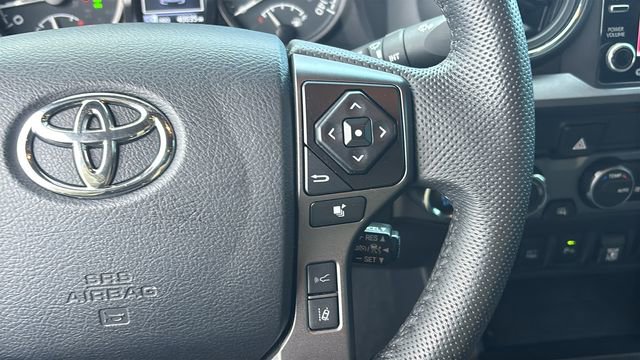 Used 2023 Toyota Tacoma TRD Sport w/ Technology Package image 19