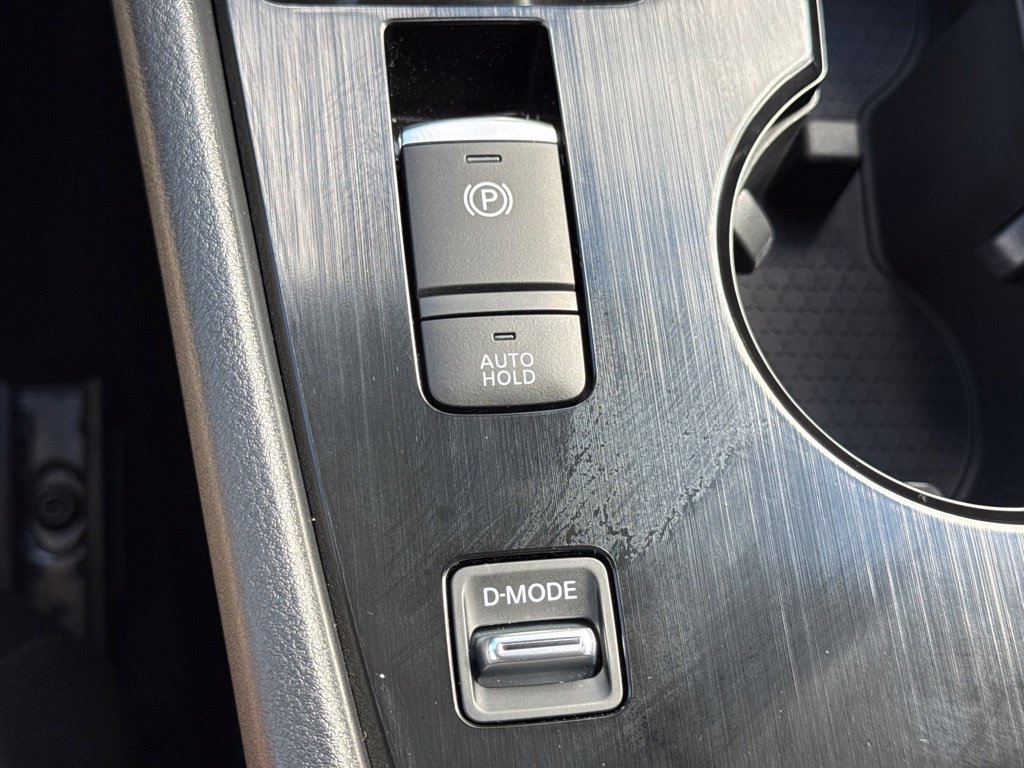 Certified 2026 Nissan Rogue Dark Armor FWD image 38