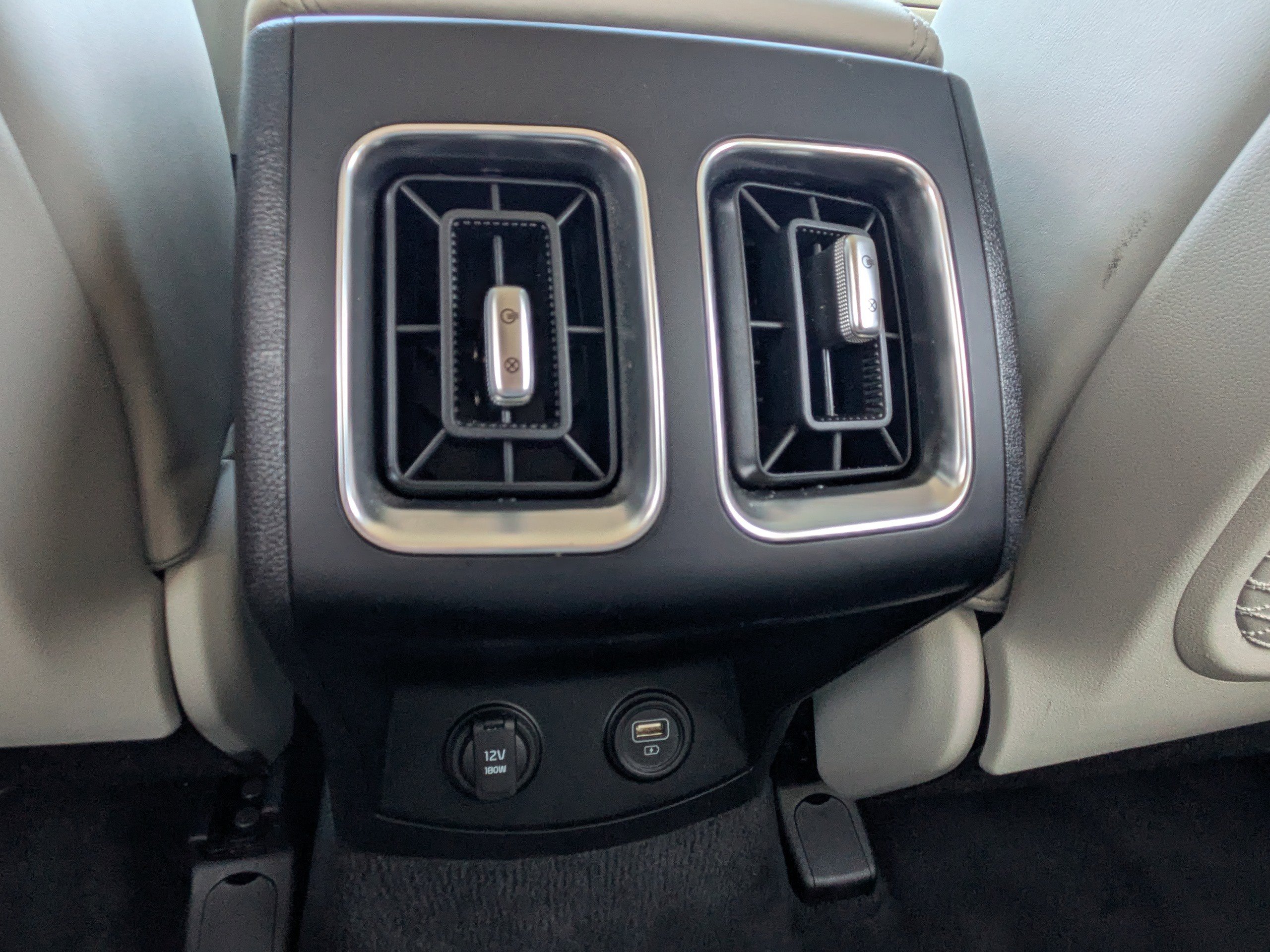 Used 2022 Kia Sorento S image 19