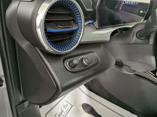 Certified 2025 Chevrolet Trax LT w/ LT Convenience Package FWD image 15