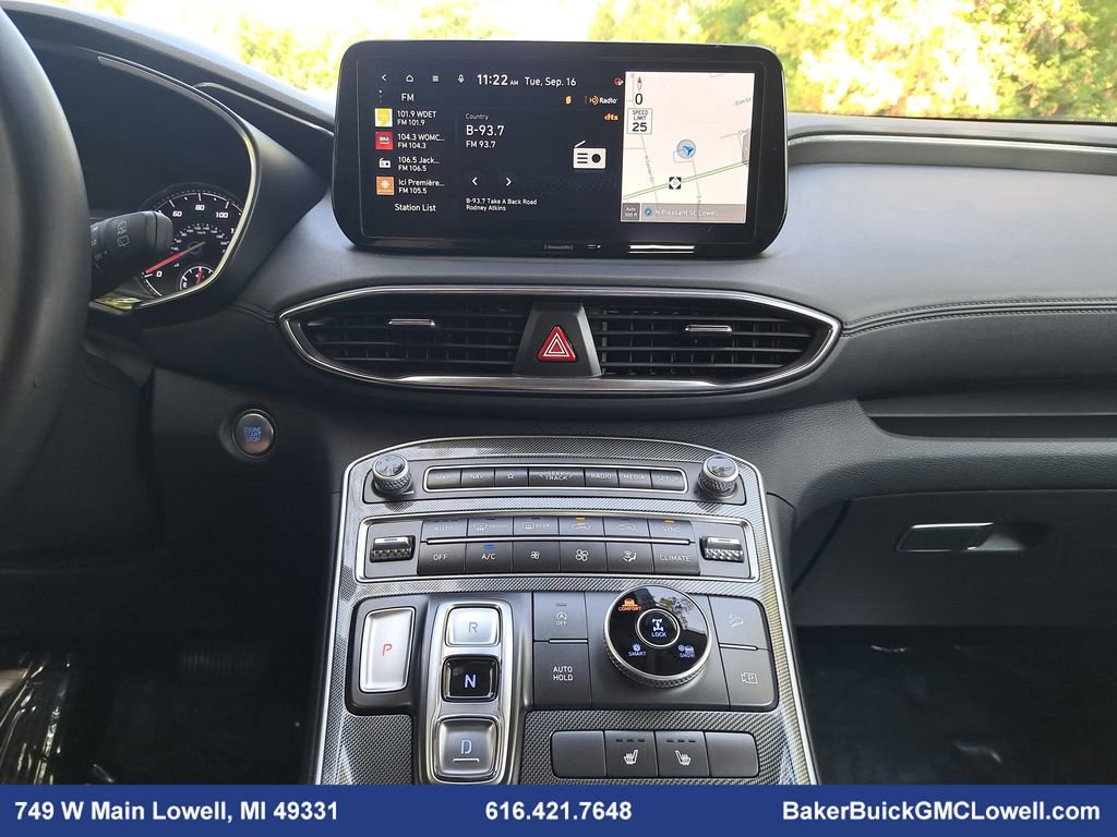 Used 2023 Hyundai Santa Fe SEL image 20