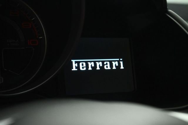 Used 2020 Ferrari Portofino RWD image 50