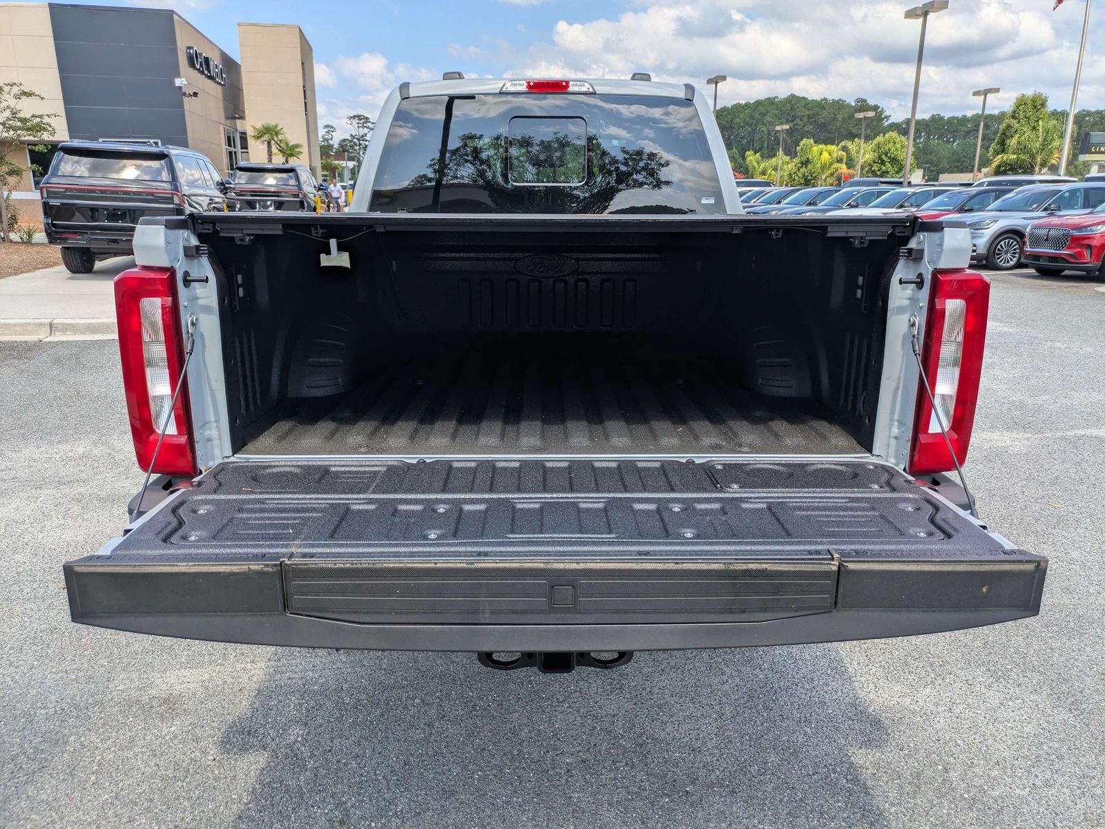 New 2026 Ford F250 XLT w/ FX4 Off-Road Package AWD/4WD image 5