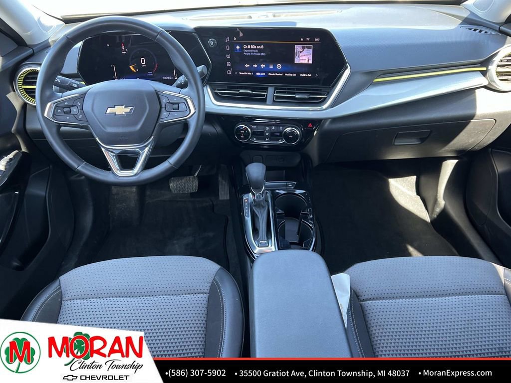 Certified 2024 Chevrolet Trax LT w/ Driver Confidence Package image 14