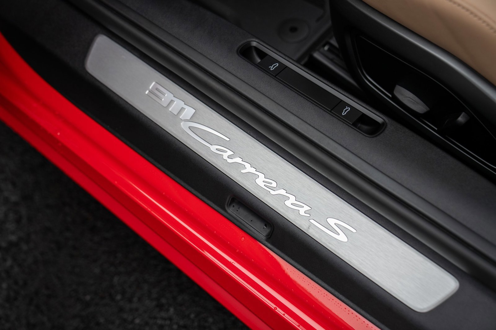 Used 2024 Porsche 911 Carrera S image 12