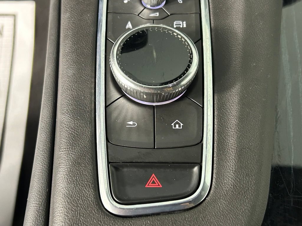 Used 2021 Cadillac Escalade Sport w/ Driver Assist Tech Package AWD/4WD image 27