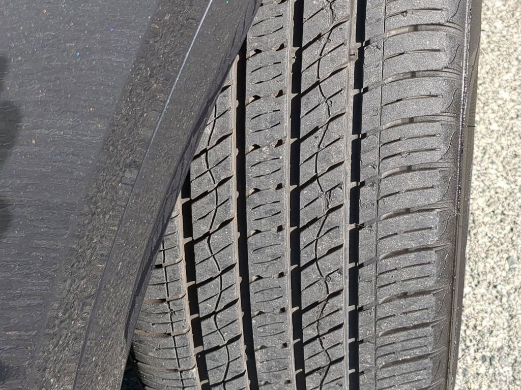 Used 2023 Audi Q5 2.0T Premium w/ Convenience Package image 12