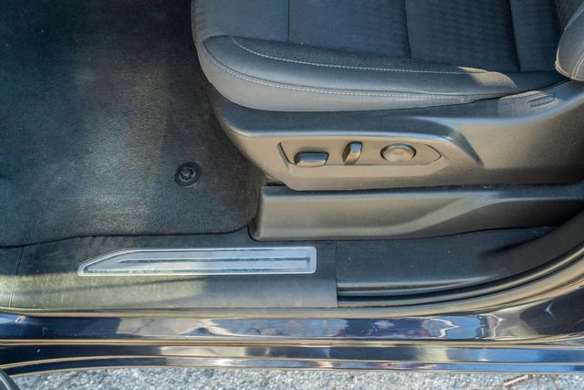 Used 2022 GMC Sierra 1500 Elevation image 18